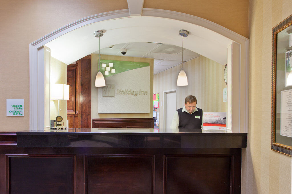 Holiday Inn Charleston-Riverview, An Ihg Hotel Екстериор снимка